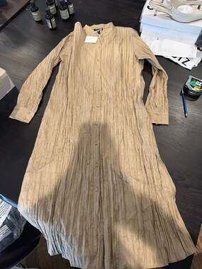 Eileen Fisher 100% Silk Crinkle Mandarin Collar Shirt Dress beige SAMPLE sz S